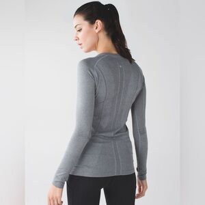 Lululemon Swiftly Tech Size 10 Long Sleeve Crew